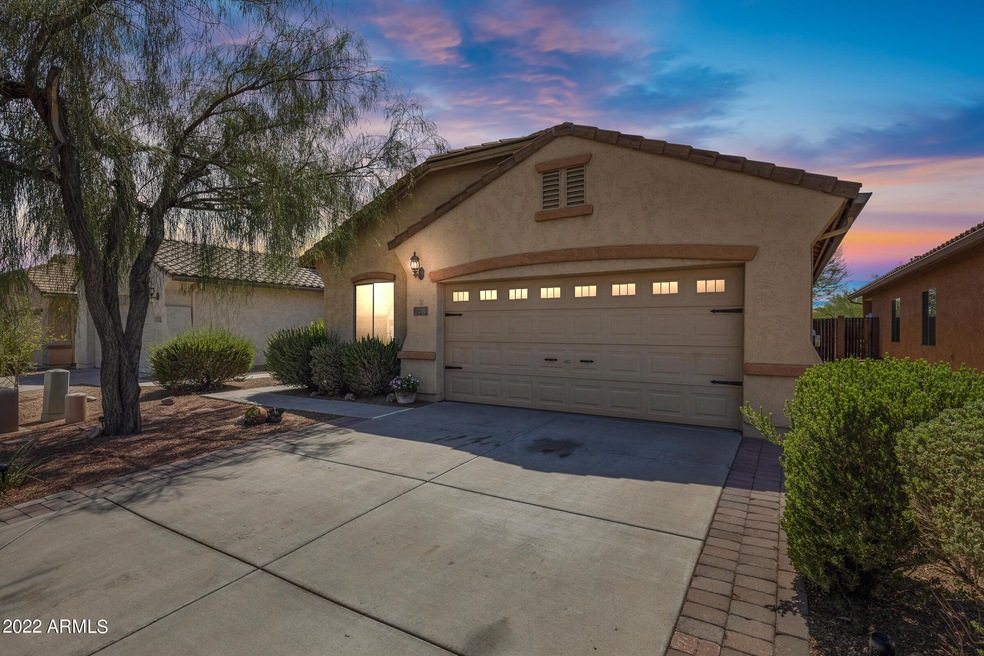 2262 N Hudson Ct-48