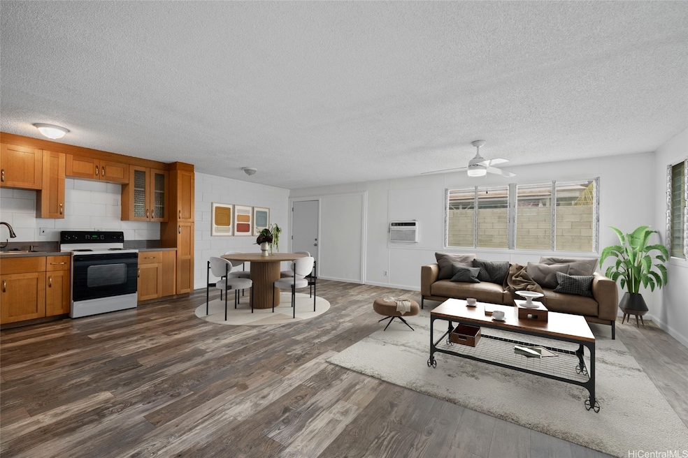 Under Contract $275,000 • Co-Listing Agent