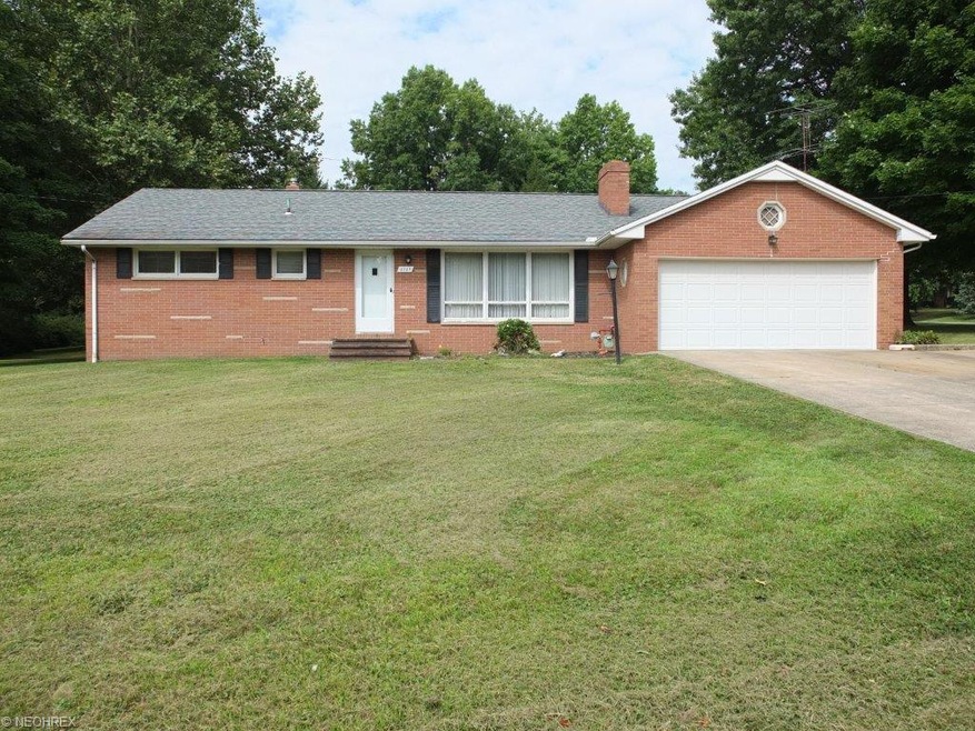 All brick, 3 bedroom, 1.5 bath ranch with 2 car ga