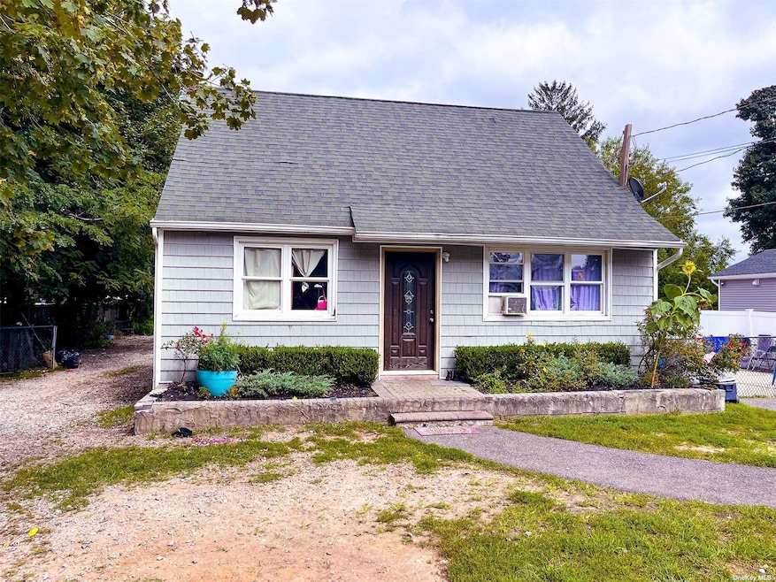 Sold $400,000 • Co-Listing Agent