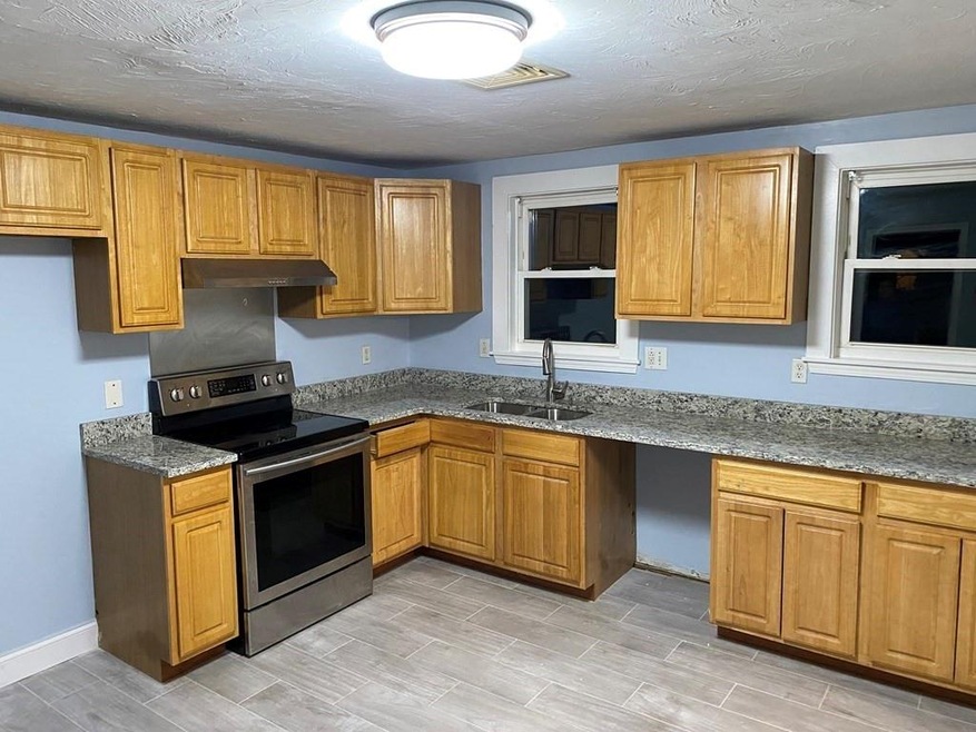 36 Grove St unit 3, Brockton, MA 02301 - photo 1