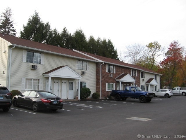 22 Lisa Ct unit 9, Waterbury, CT 06704 - photo 1