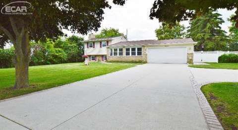 7047 Calkins Rd, Flint, MI 48532 - photo 1