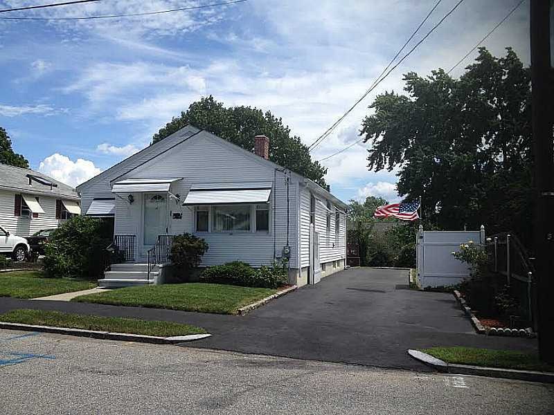 37 King Philip St, Providence, RI 02909 - photo 1