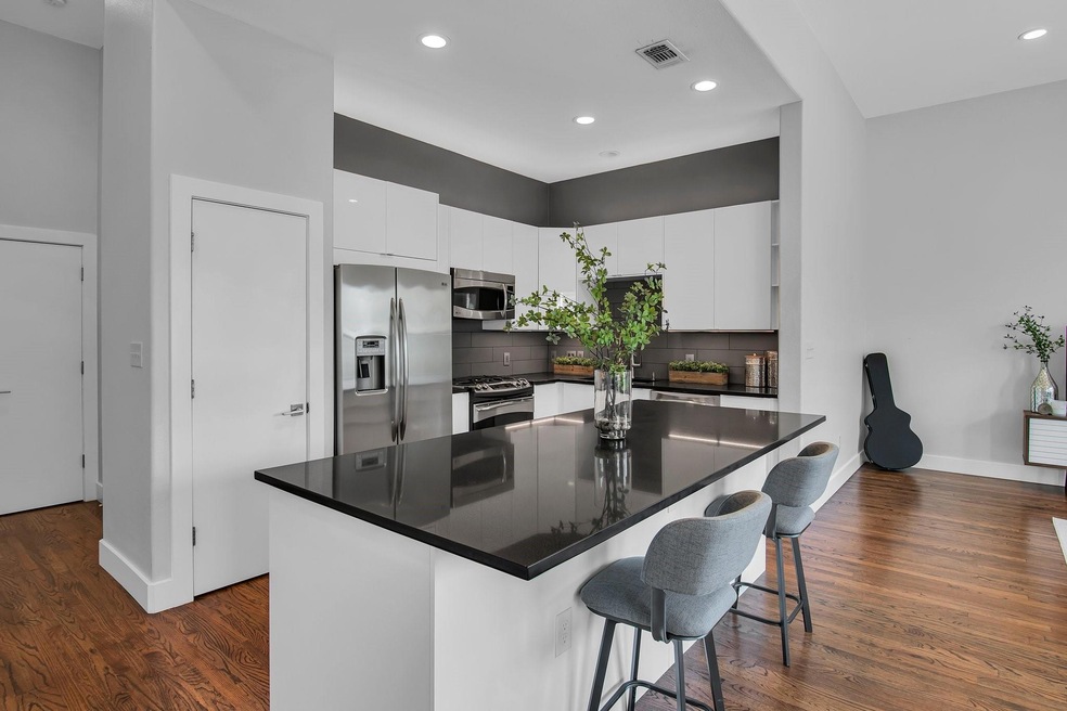 1209 Haven Ln unit 102, Georgetown, TX 78626 - photo 1