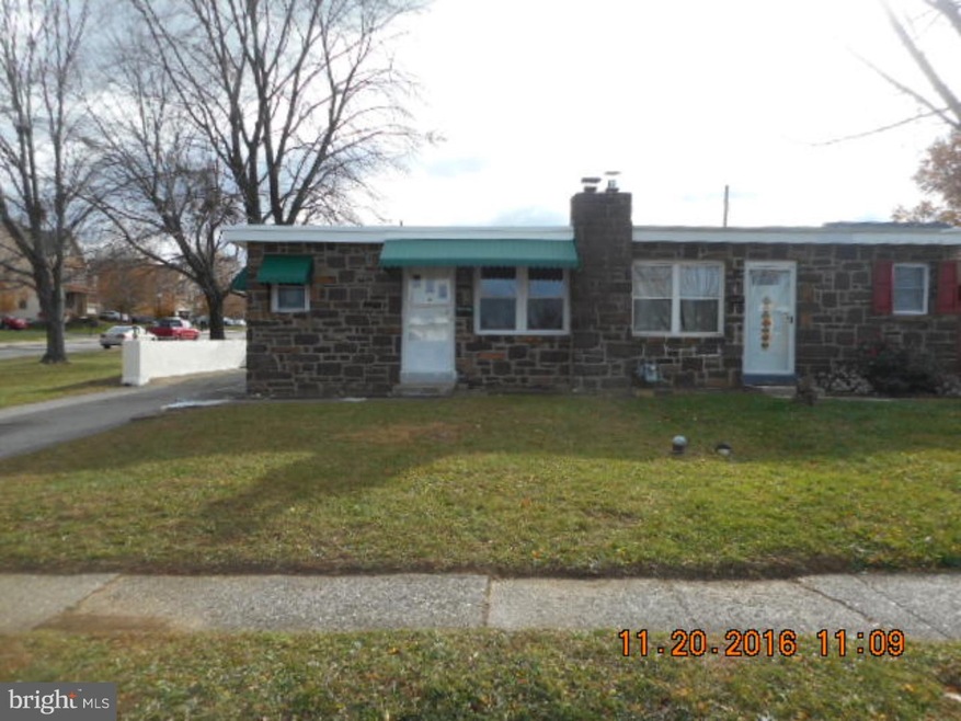 1359 Midland Rd, Conshohocken, PA 19428 - photo 1