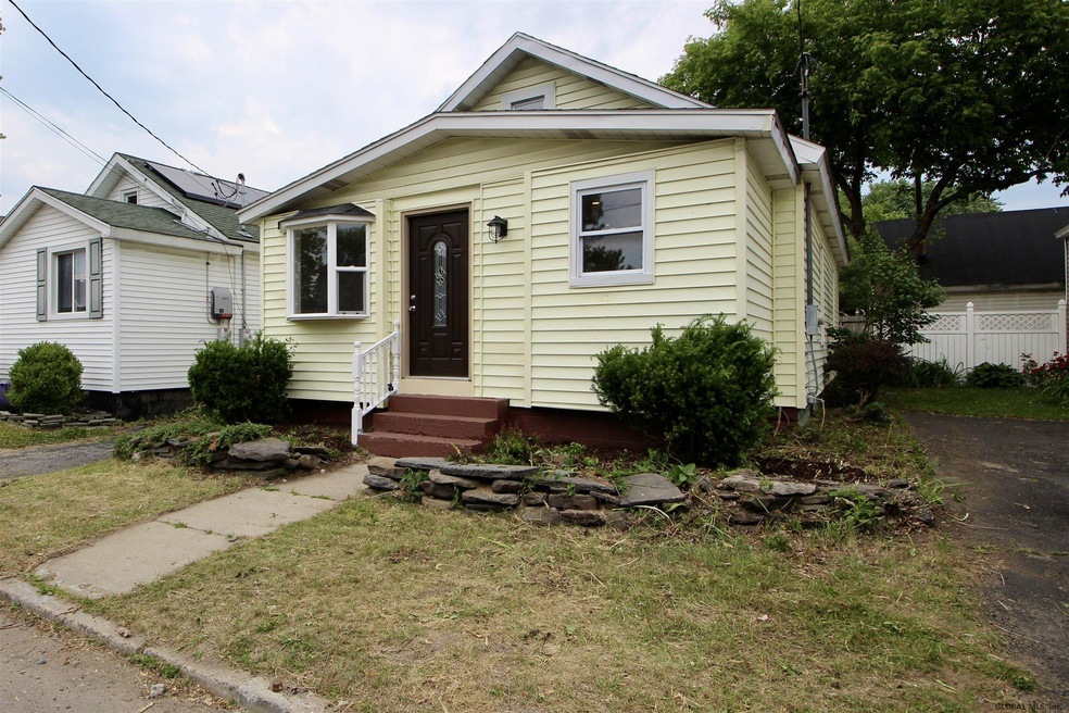 2817 Denver Ave, Schenectady, NY 12306 - photo 1