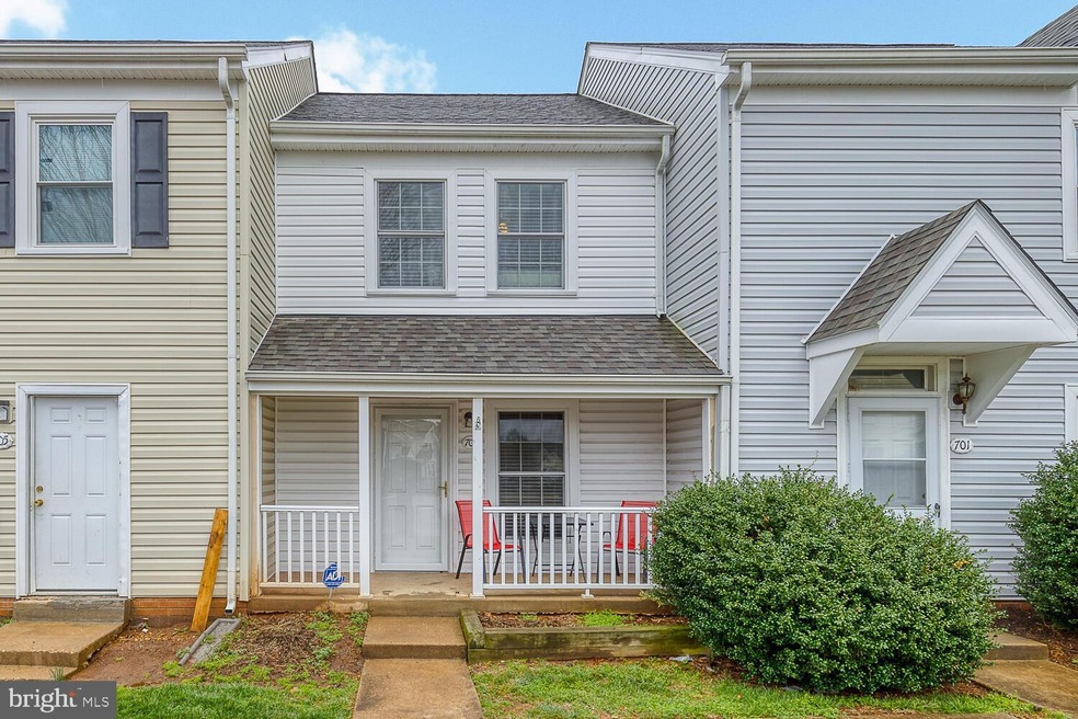 703 Madison Ct unit 18, Stafford, VA 22556 - photo 1