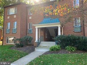 11815 Breton Ct unit 2, Reston, VA 20191 - photo 1