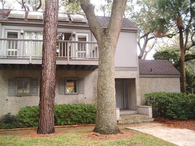 674 N Golf Villa Rd unit 674, St. Simons Island, GA 31522 - photo 1