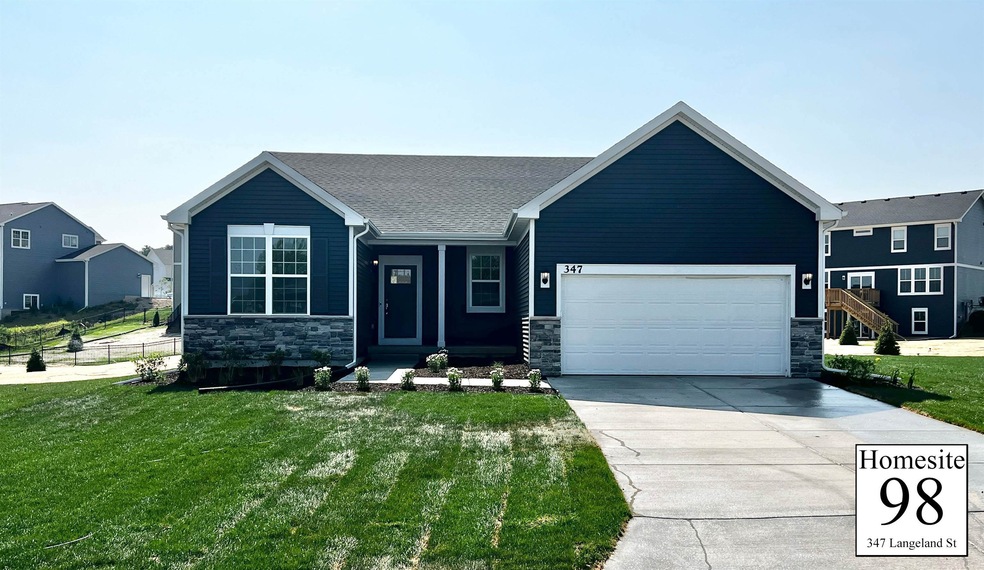 347 Langeland St, Oregon, WI 53575 - photo 1