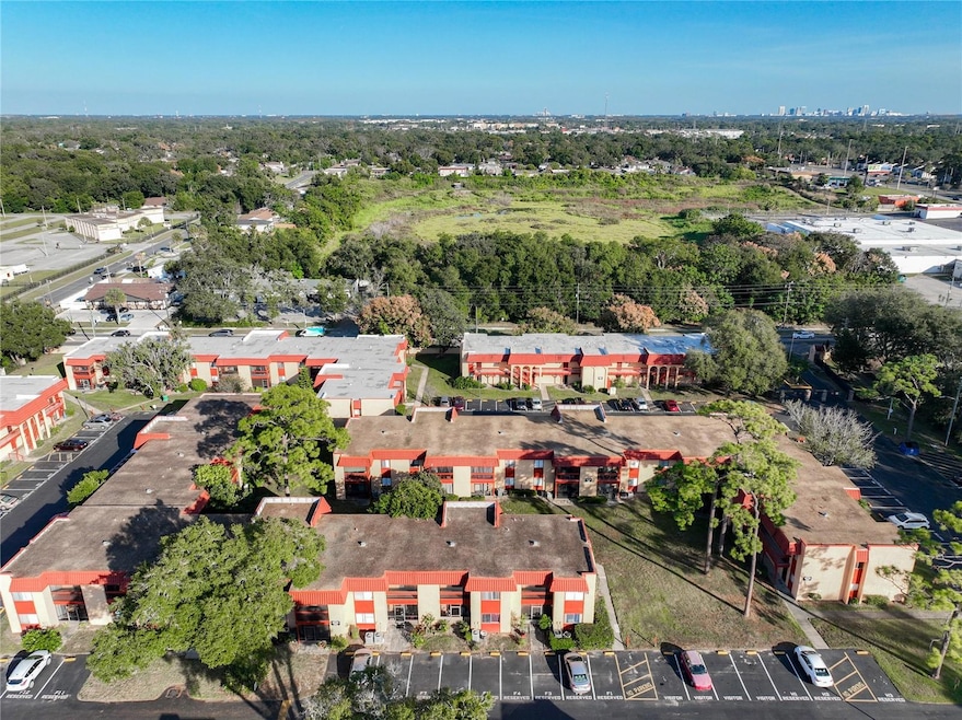 2860 N Powers Dr unit 10, Orlando, FL 32818 - photo 1