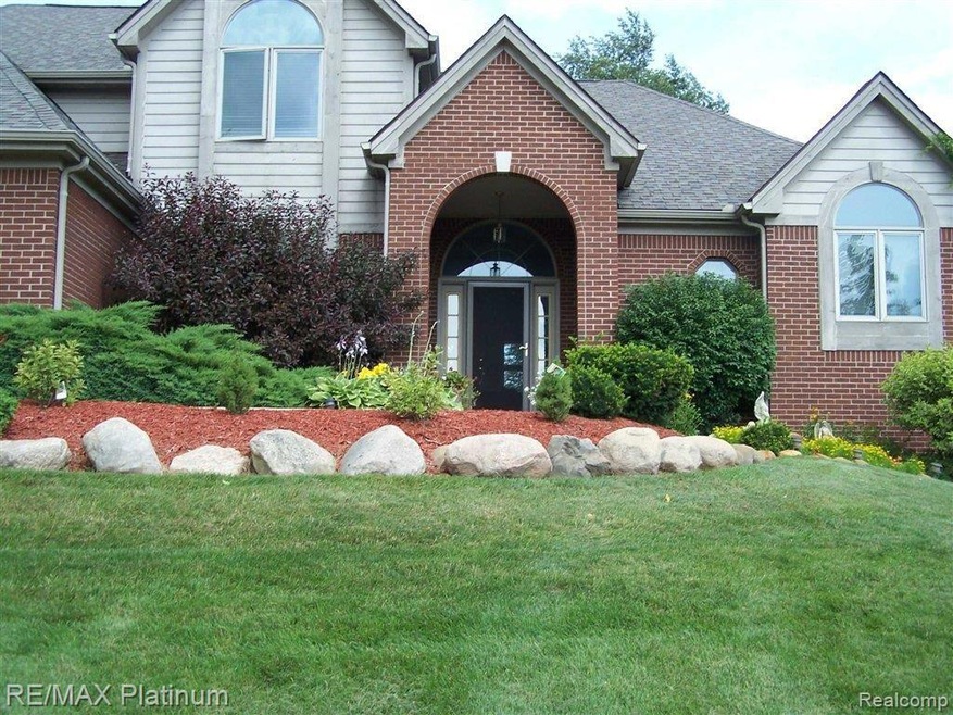 WELCOME HOME 3592 KIPLING CIRCLE
