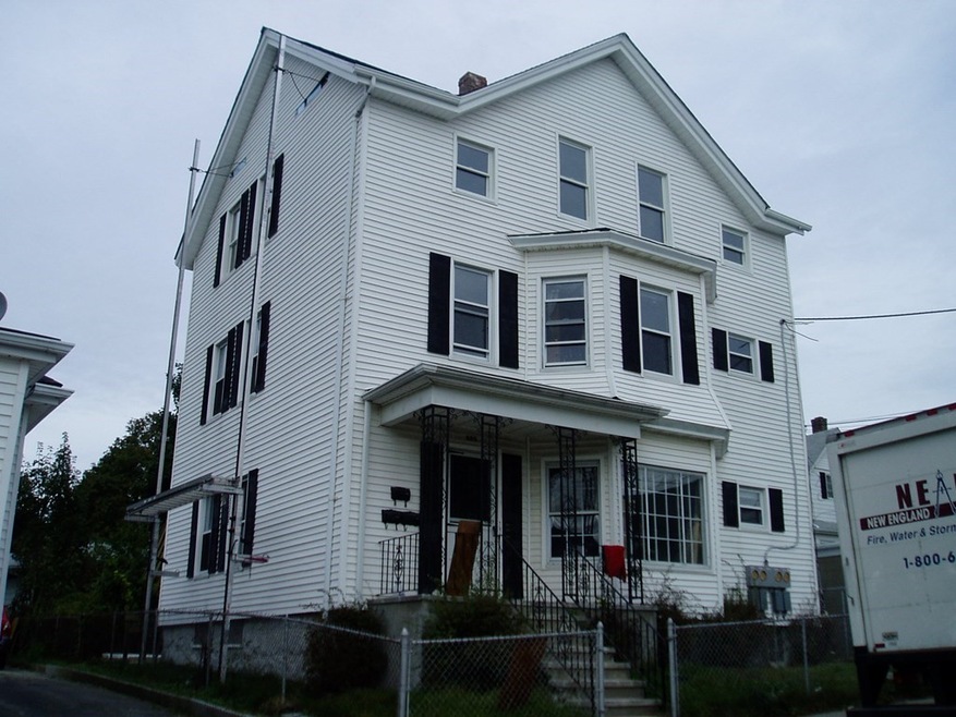 624 Orswell St unit 2, Fall River, MA 02721 - photo 1