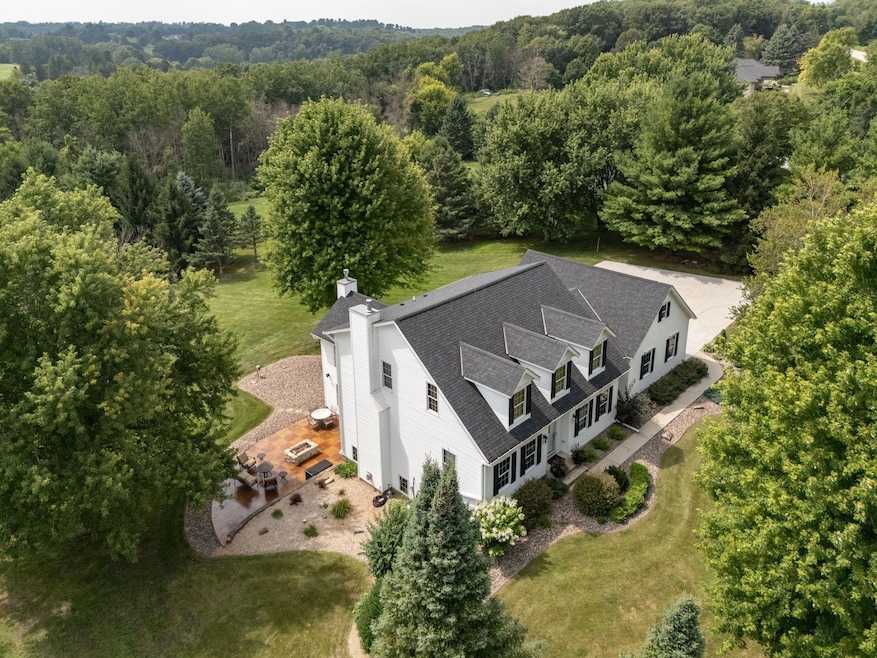 Sold $915,000 • Co-Listing Agent