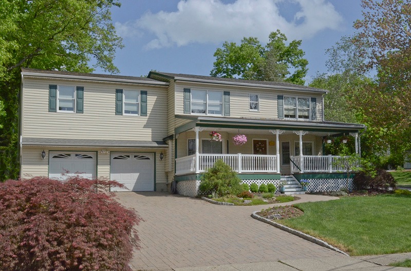 17 White Rock Blvd, Oak Ridge, NJ 07438 - photo 1