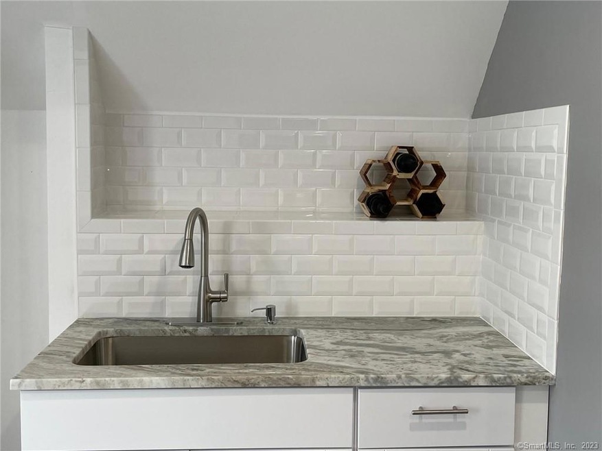 39 King St, Bridgeport, CT 06605 - photo 1