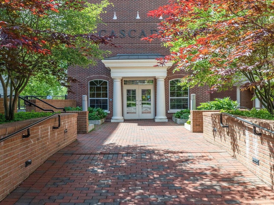 60 Winooski Falls Way unit 1204, Winooski, VT 05404 - photo 1