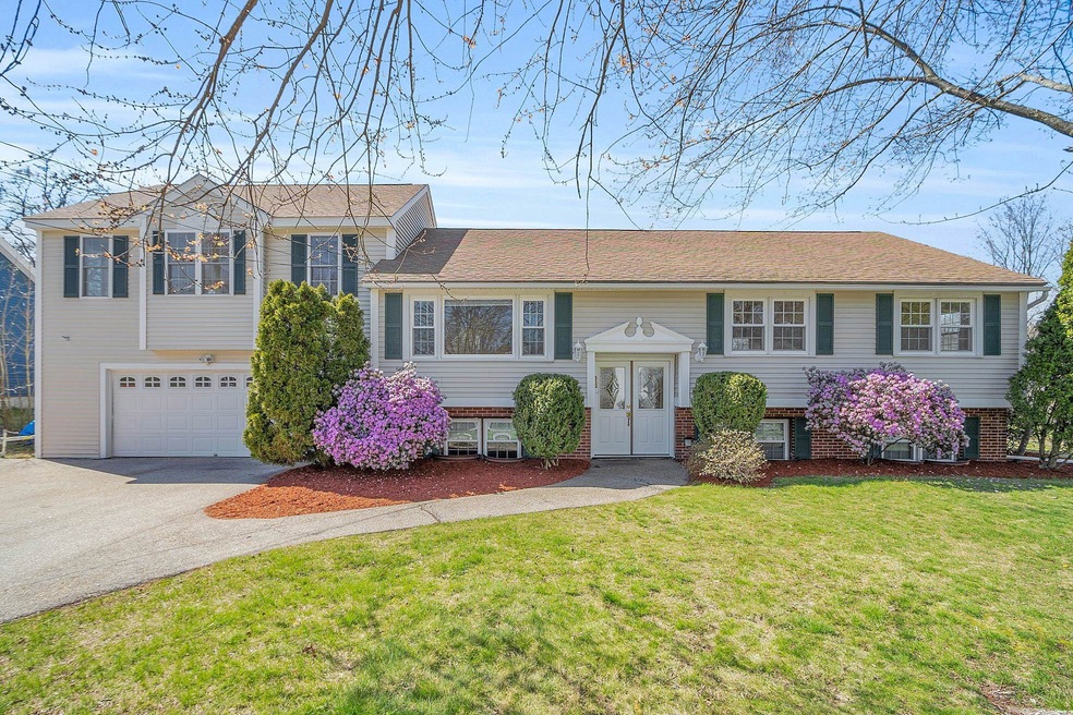 86 Beauview Ave unit 18, Nashua, NH 03064 - photo 1