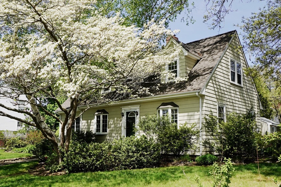 153 Lafayette St, Marblehead, MA 01945 - photo 1