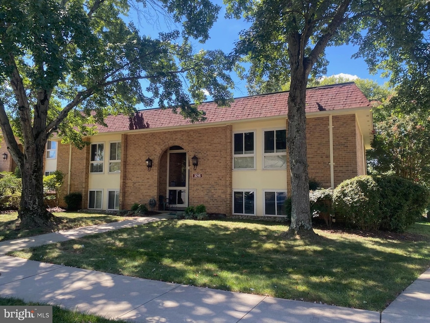 3215 S Leisure World Blvd unit 101-2-E, Silver Spring, MD 20906 - photo 1