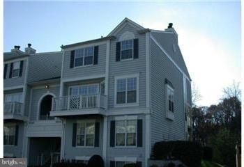 9244 Cardinal Forest Ln unit 301, Lorton, VA 22079 - photo 1