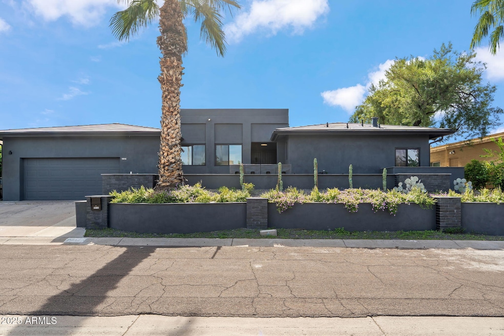 9046 N 28th St unit 4, Phoenix, AZ 85028 - photo 1