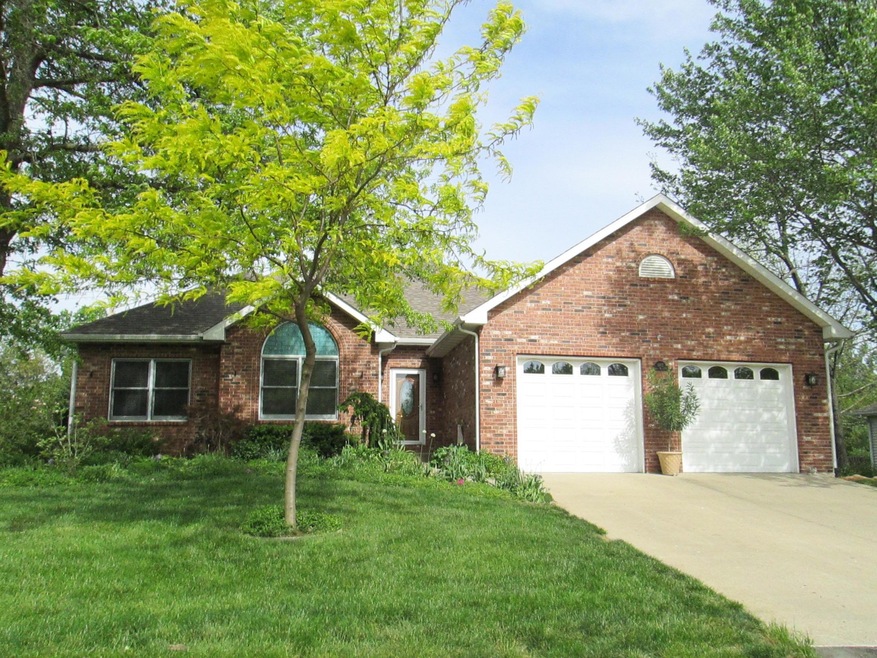 4912 Forum Blvd Front of House
