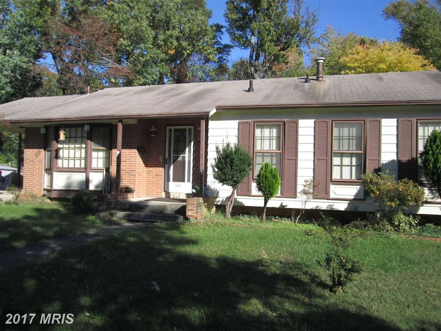 7423 Leahy Rd, New Carrollton, MD 20784 - photo 1