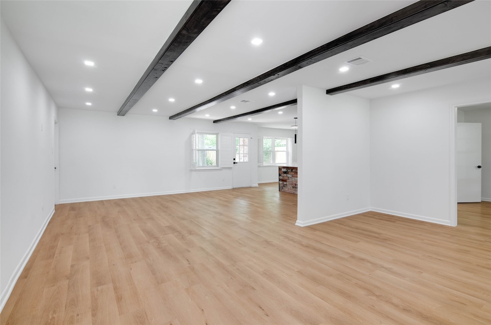 For Sale $432,400