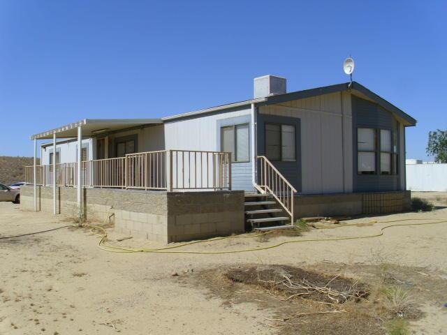 4777 60th St W, Rosamond, CA 93560 - photo 1
