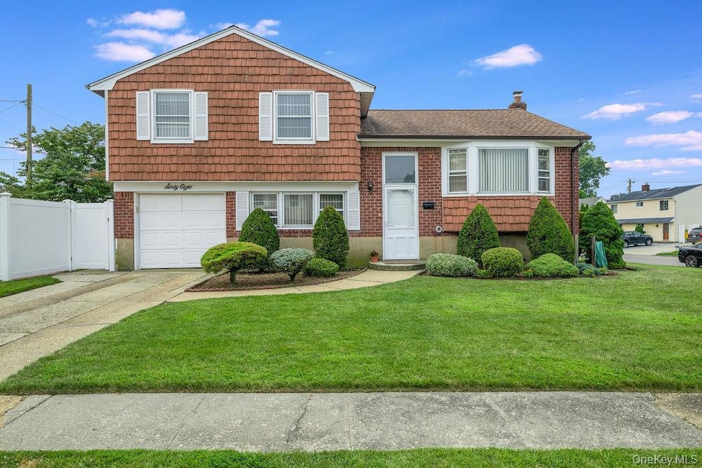 Sold $740,000 • Co-Listing Agent