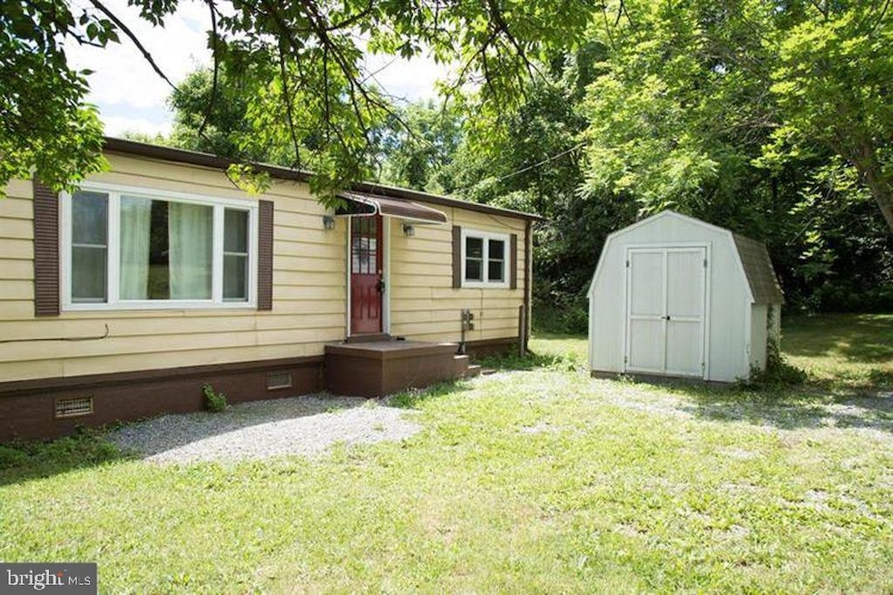 266 Crums Church Rd, Berryville, VA 22611 - photo 1