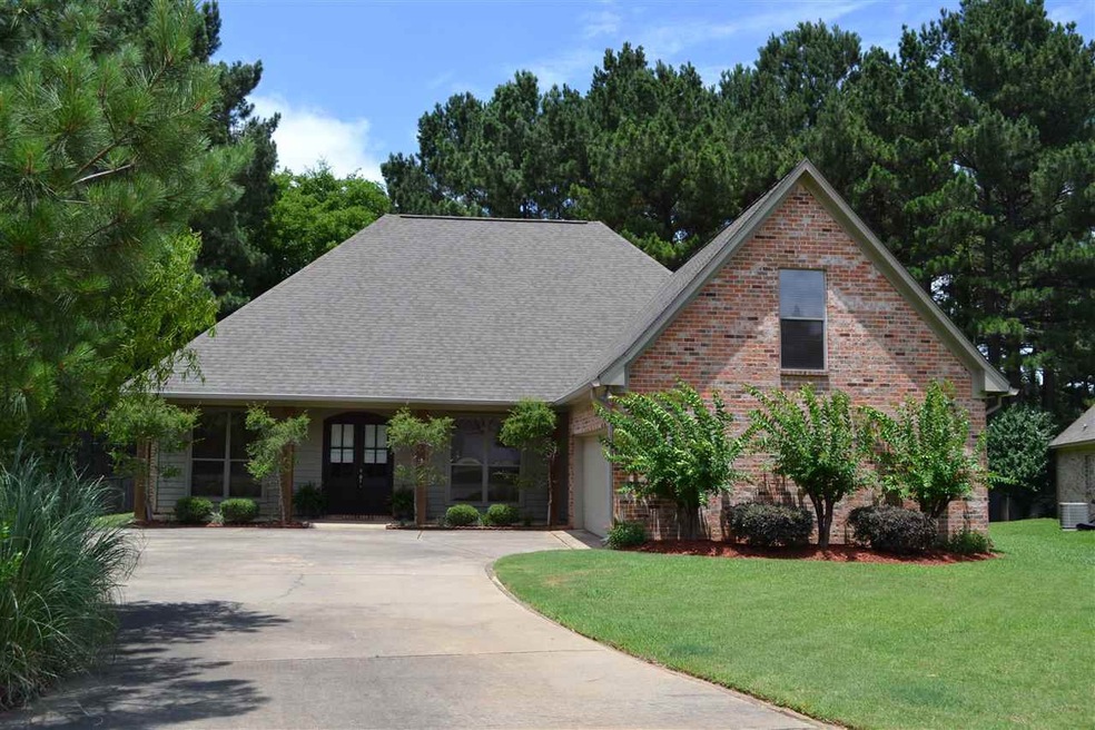 108 Herndon Place, Madison, MS 39110 - photo 1