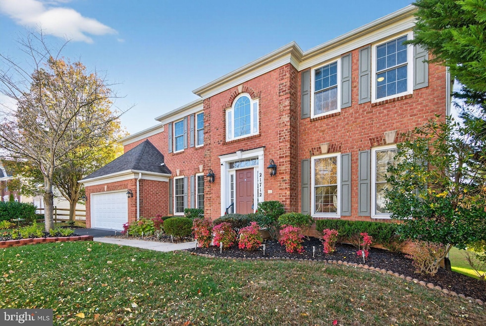 Under Contract $1,100,000 • Co-Listing Agent