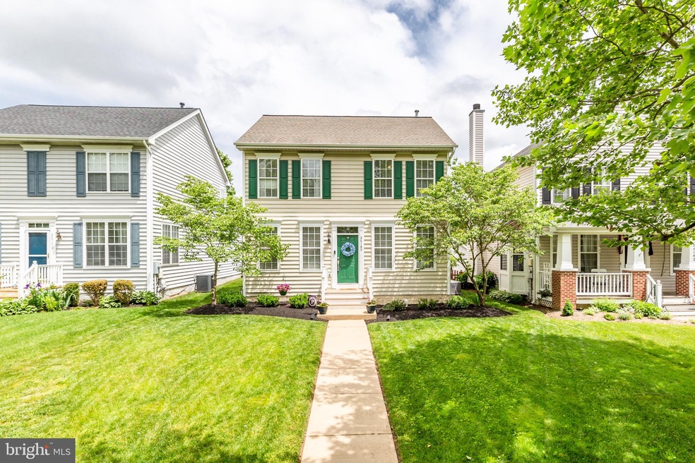 26180 Lands End Dr, Chantilly, VA 20152 - photo 1