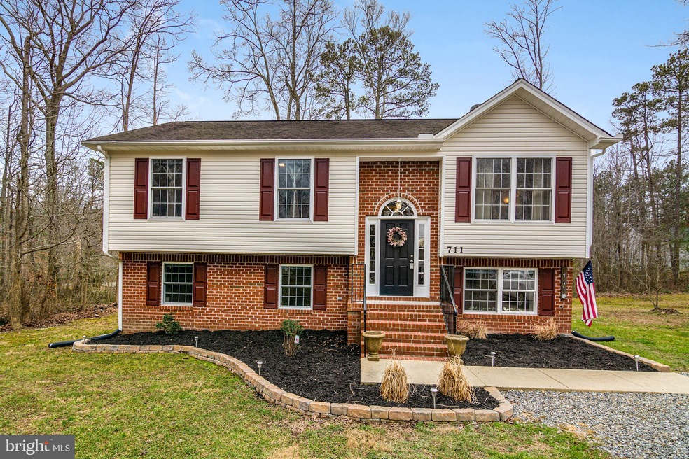 711 Canterbury Dr, Ruther Glen, VA 22546 - photo 1