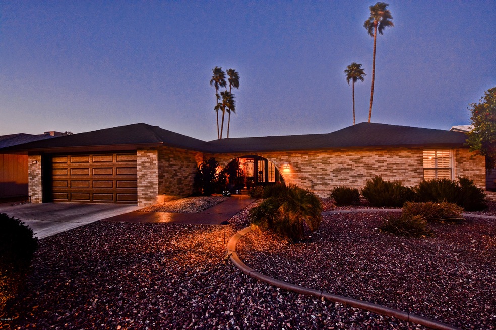 9514 W Lindgren Ave, Sun City, AZ 85373 - photo 1