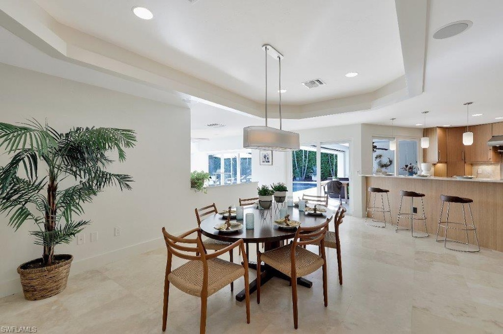 324 Pirates Bight unit 4, Naples, FL 34103 - photo 1