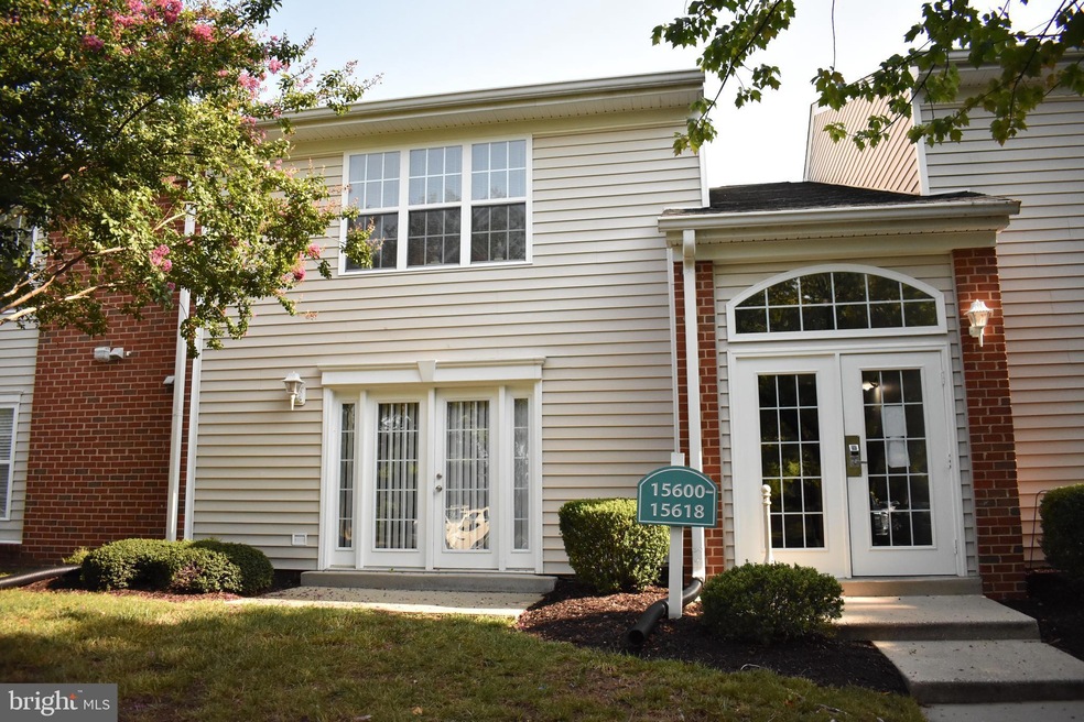 15604 Weathervane Terrace unit 604, Woodbridge, VA 22191 - photo 1