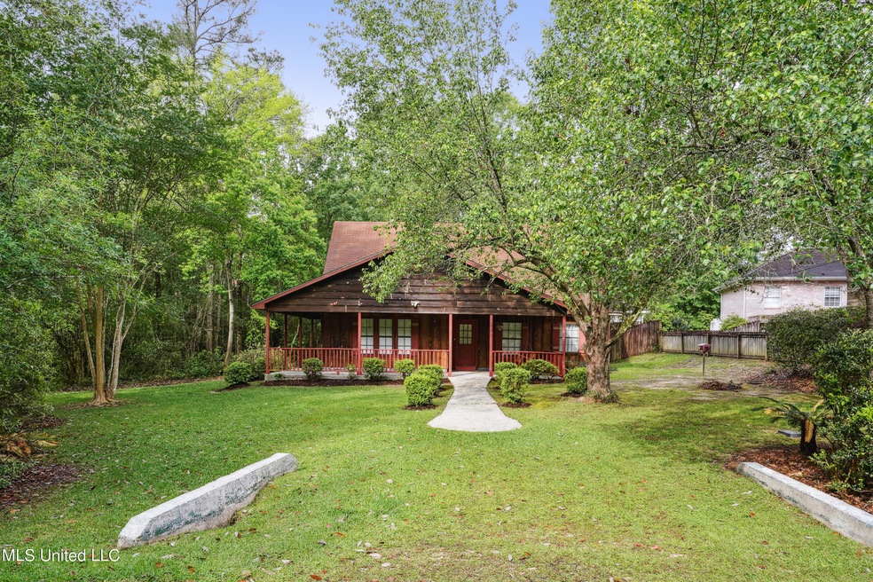 101 Forest St, Picayune, MS 39466 - photo 1