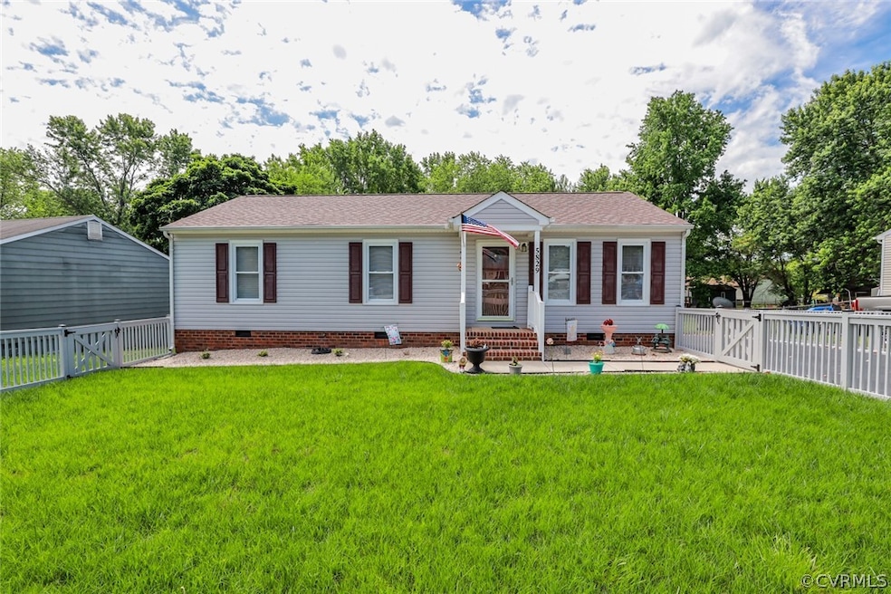 5829 Huntingcreek Dr, North Chesterfield, VA 23237 - photo 1