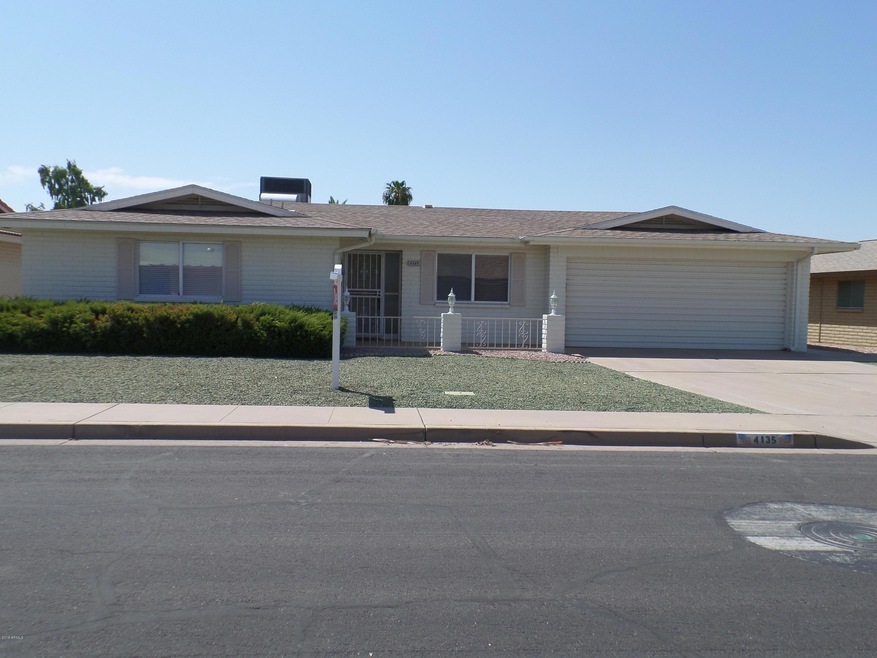 EXT FRONT HOUSE