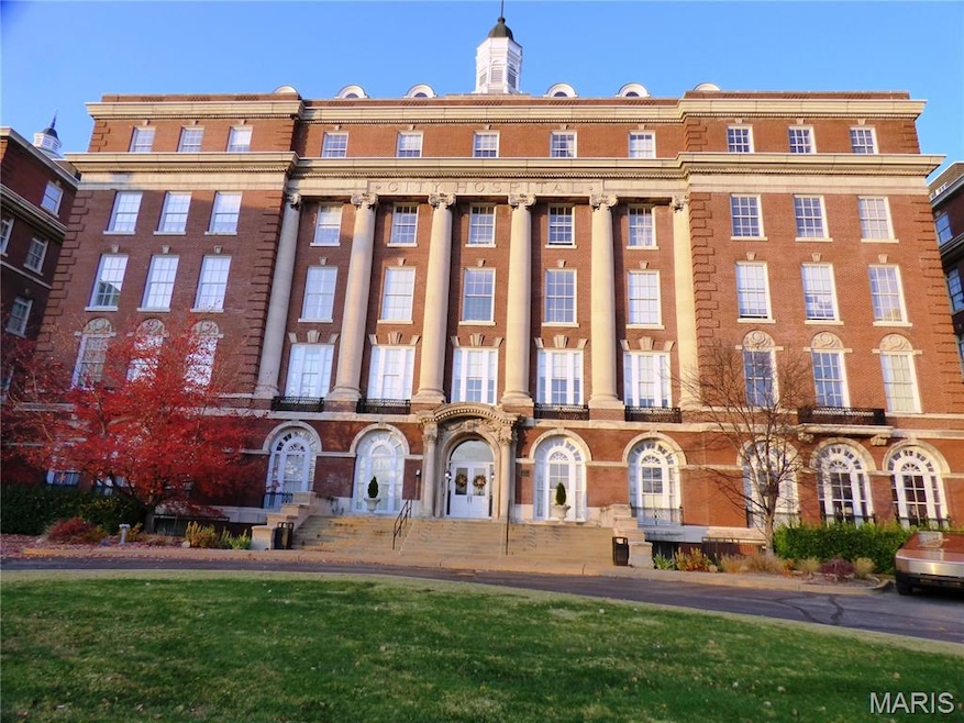 1515 Lafayette Ave unit 403, Saint Louis, MO 63104 - photo 1