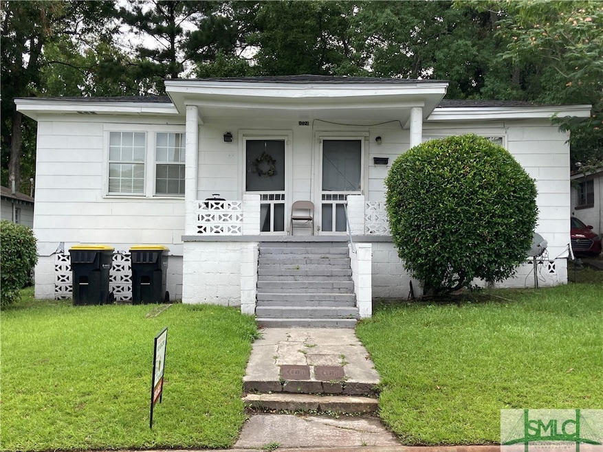 1024 W 39th St, Savannah, GA 31415 - photo 1