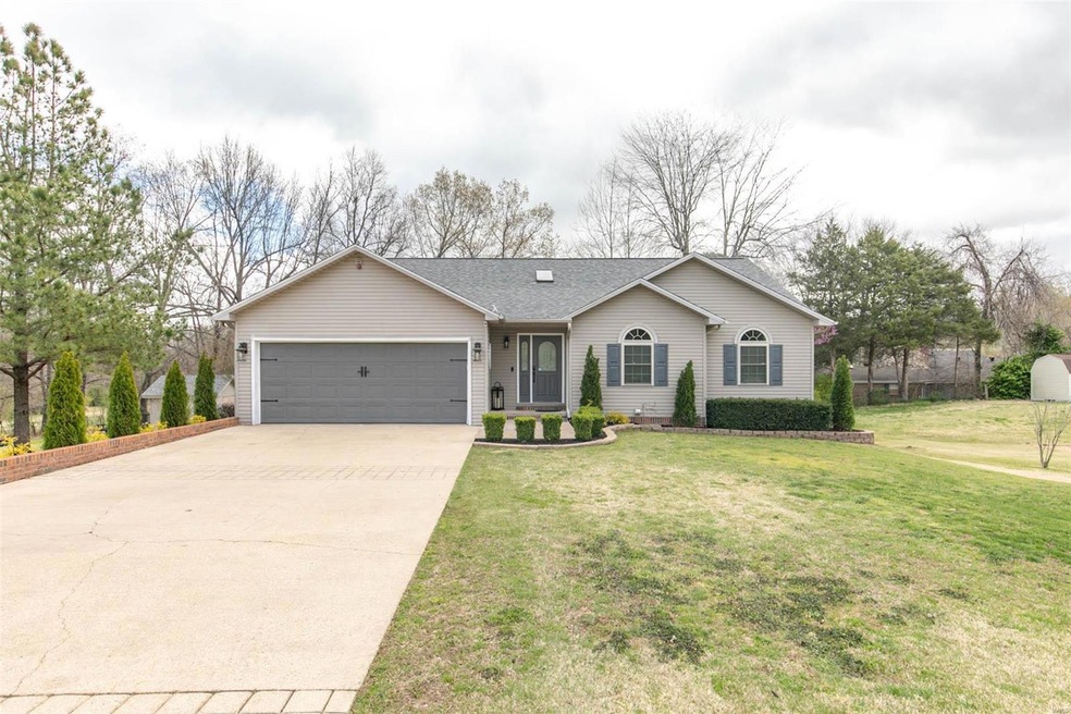 76 Fairway Dr, Poplar Bluff, MO 63901 - photo 1