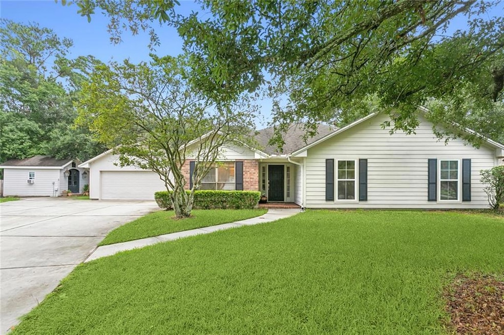 103 Cardiff Ct, Slidell, LA 70461 - photo 1