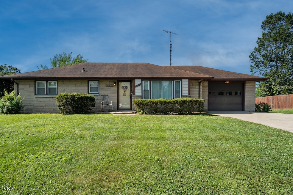 Pending $215,000 • Co-Listing Agent