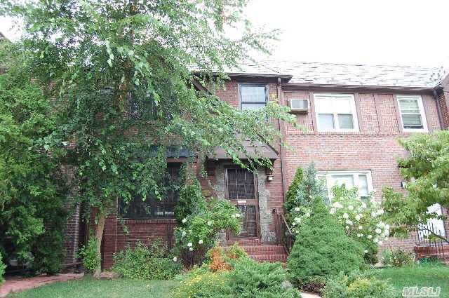 92-03 69th Ave unit House, Flushing, NY 11375 - photo 1