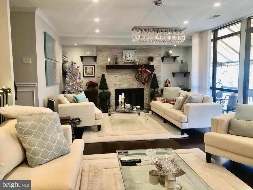 4970 Sentinel Dr unit 506, Bethesda, MD 20816 - photo 1